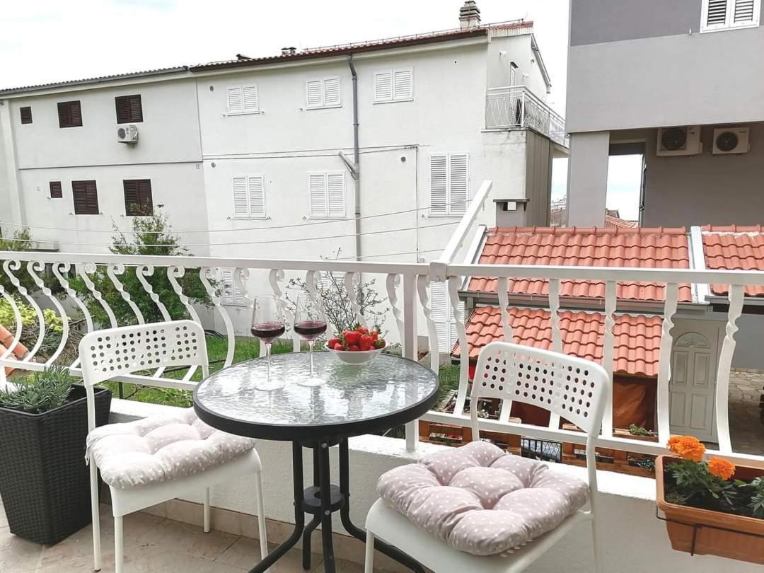 Hotel Apartman Komadina Makarská Exteriér fotografie